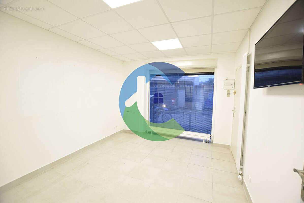 Commerce à EPINAY-SUR-ORGE