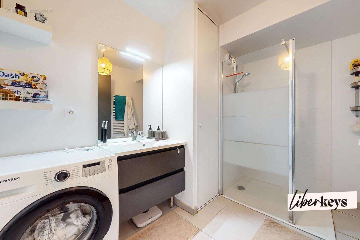 Appartement à SAINT-LAURENT-DE-MURE