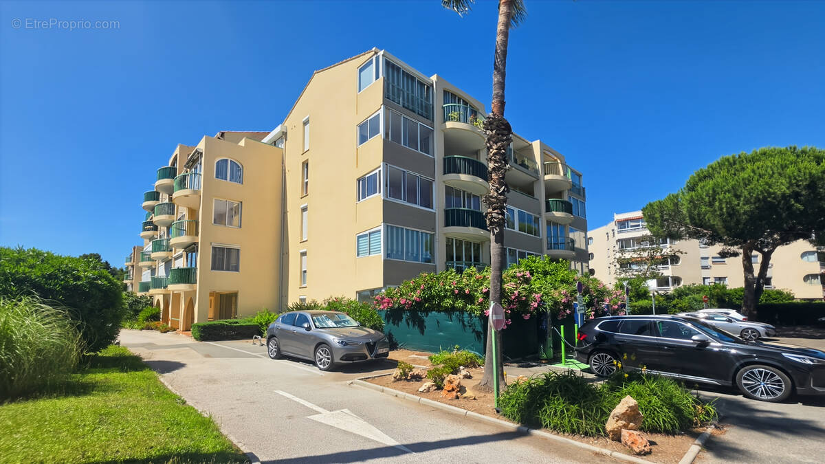 Appartement à FREJUS