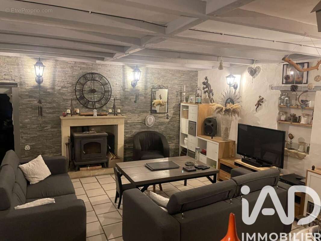 Photo 2 - Maison à MERVENT