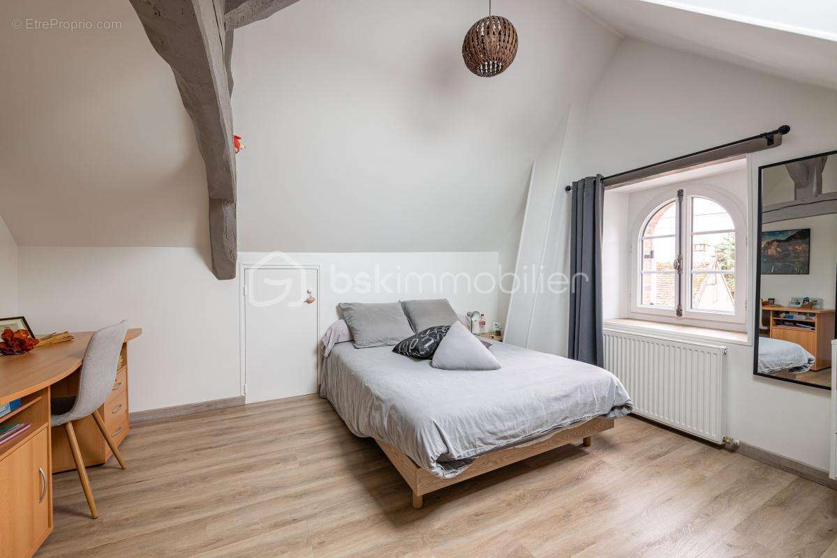 Maison à COURLON-SUR-YONNE