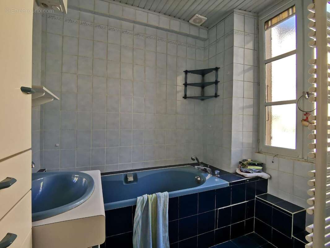   - Appartement à AUBENAS