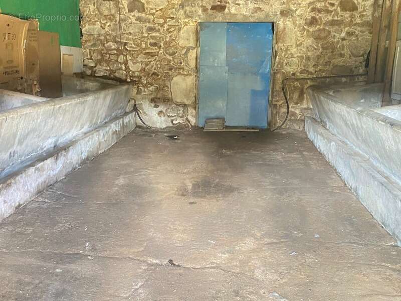 Maison à BUSSIERE-DUNOISE