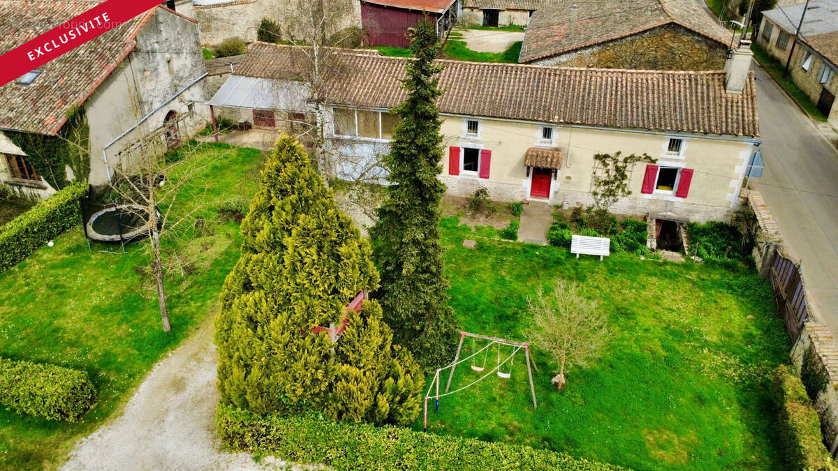 Maison à SAINTE-SOLINE