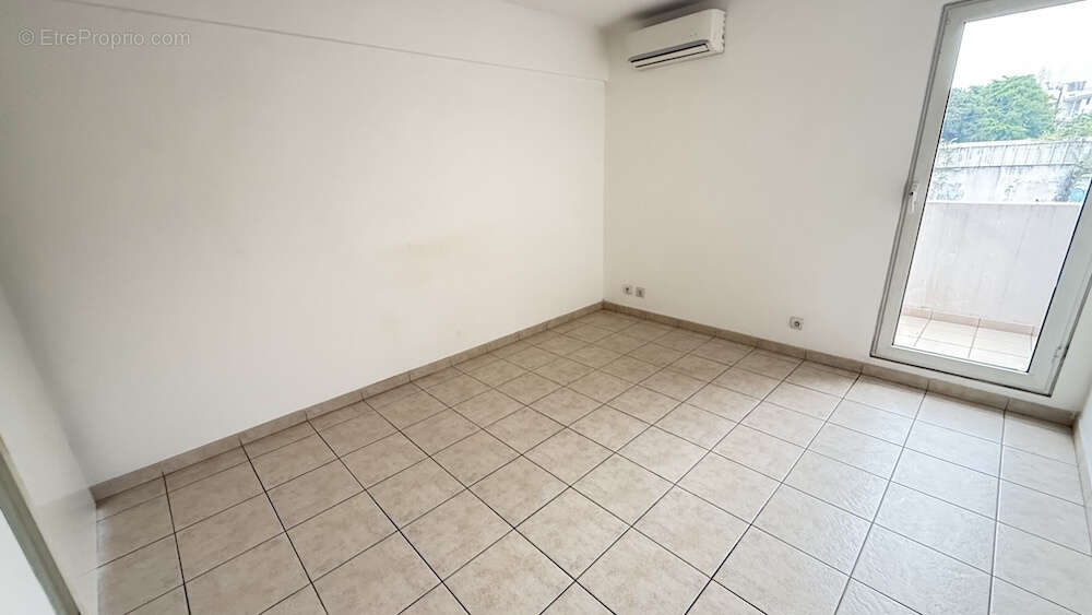 T3 à vendre sur Redoute / 2 salles d'eau / 2 parking - photo 8
