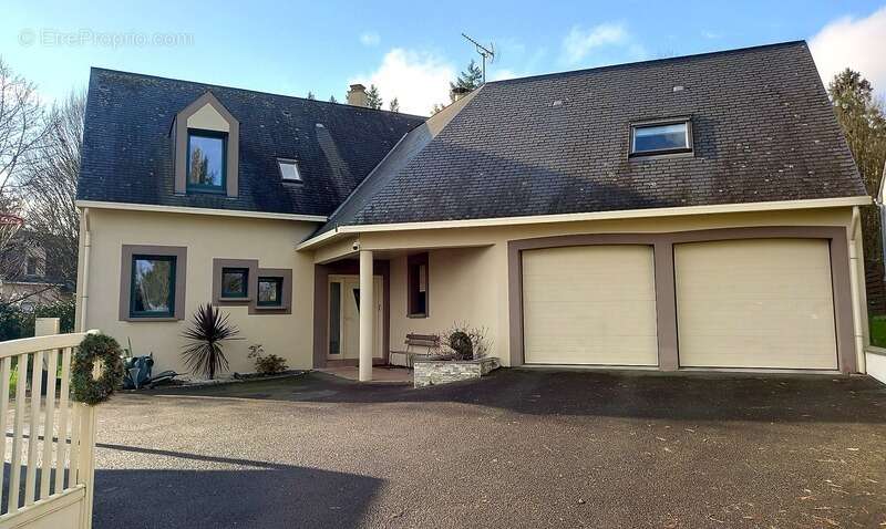 Maison à CONTEST