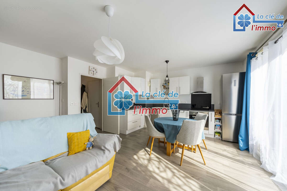 Appartement à MOISSY-CRAMAYEL