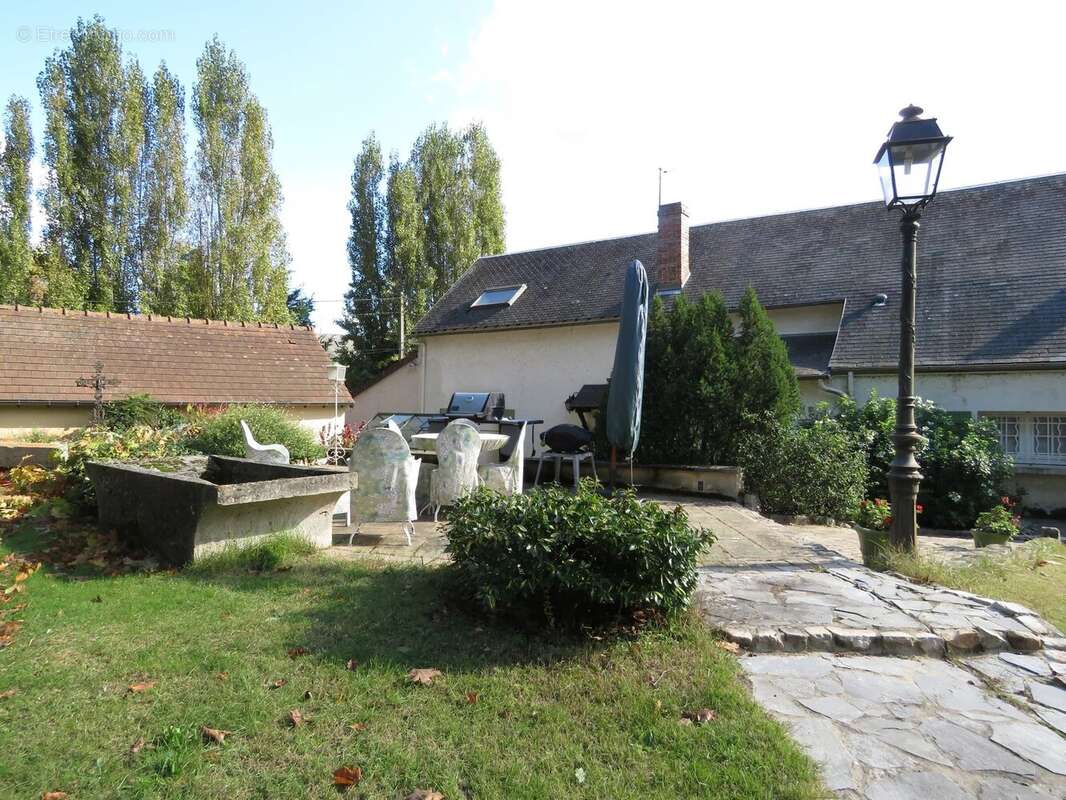 Maison à CONDE-SUR-VESGRE