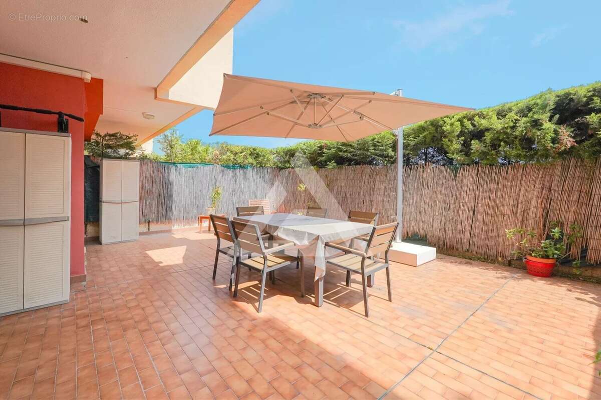 Appartement à ROQUEBRUNE-CAP-MARTIN