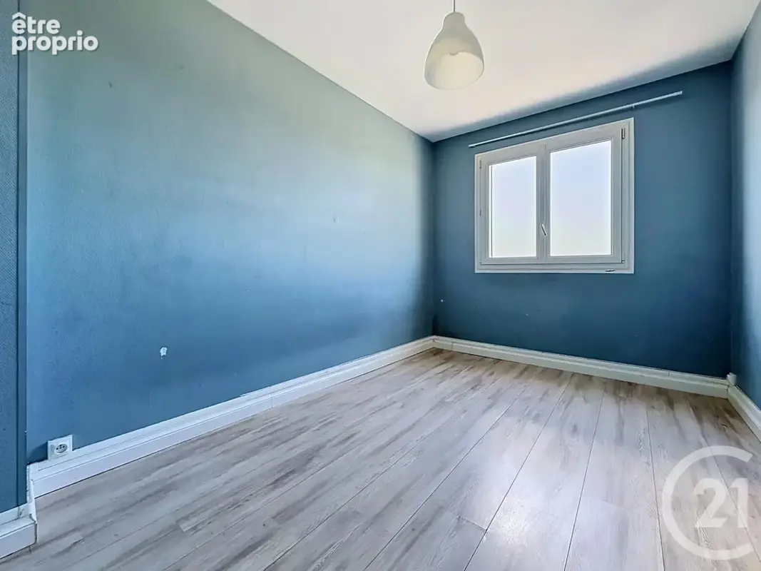 Appartement 3 pièces 62 m² à vendre à La Chapelle-Saint-Luc (10600) - photo 6