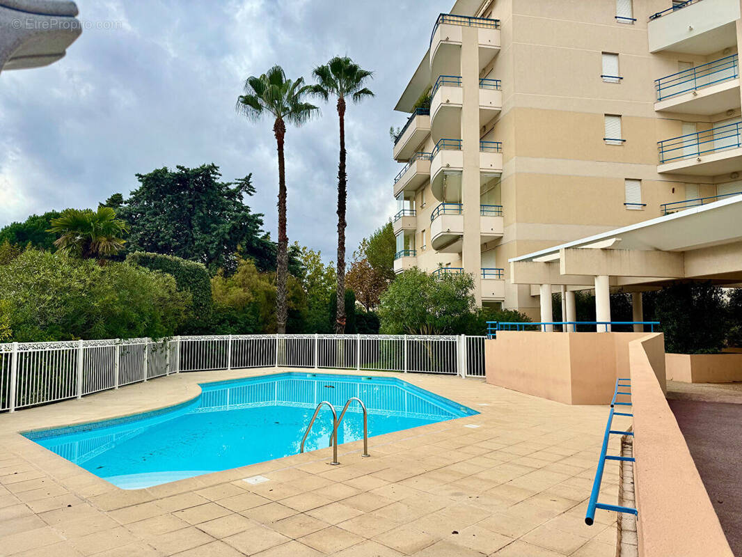 Appartement à FREJUS