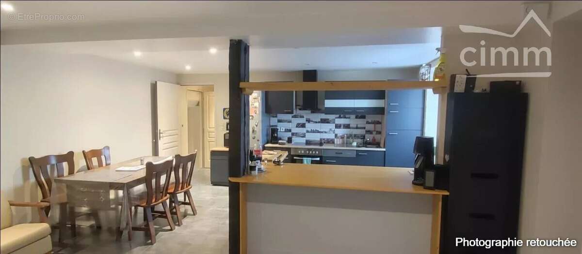 Maison à SAINT-HILAIRE-LA-GRAVELLE