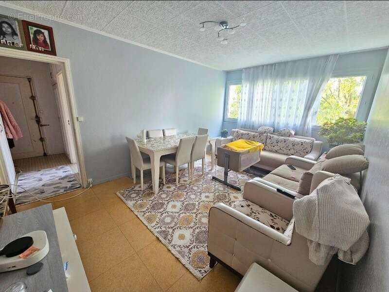 Appartement à RIS-ORANGIS