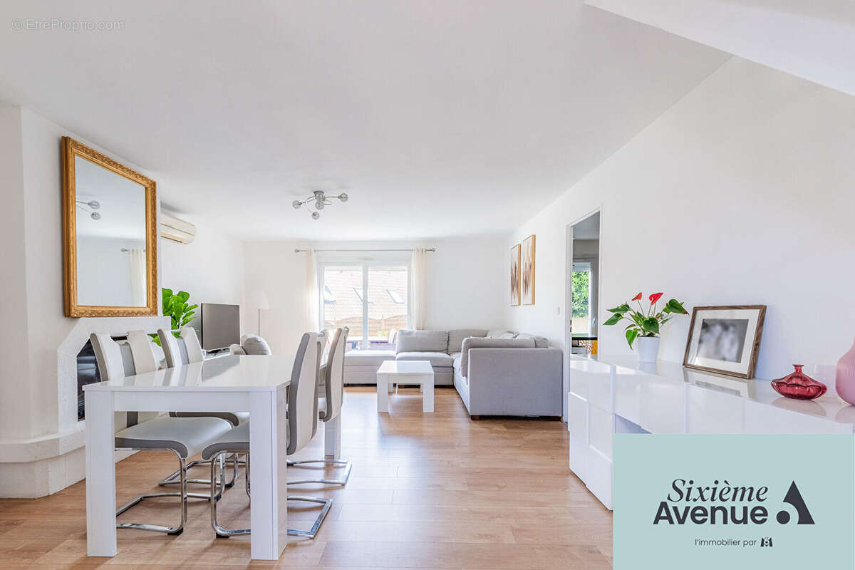 Maison à CHILLY-MAZARIN