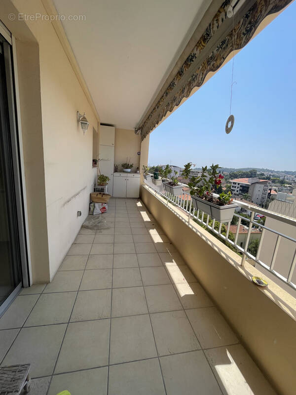 Appartement à LE CANNET