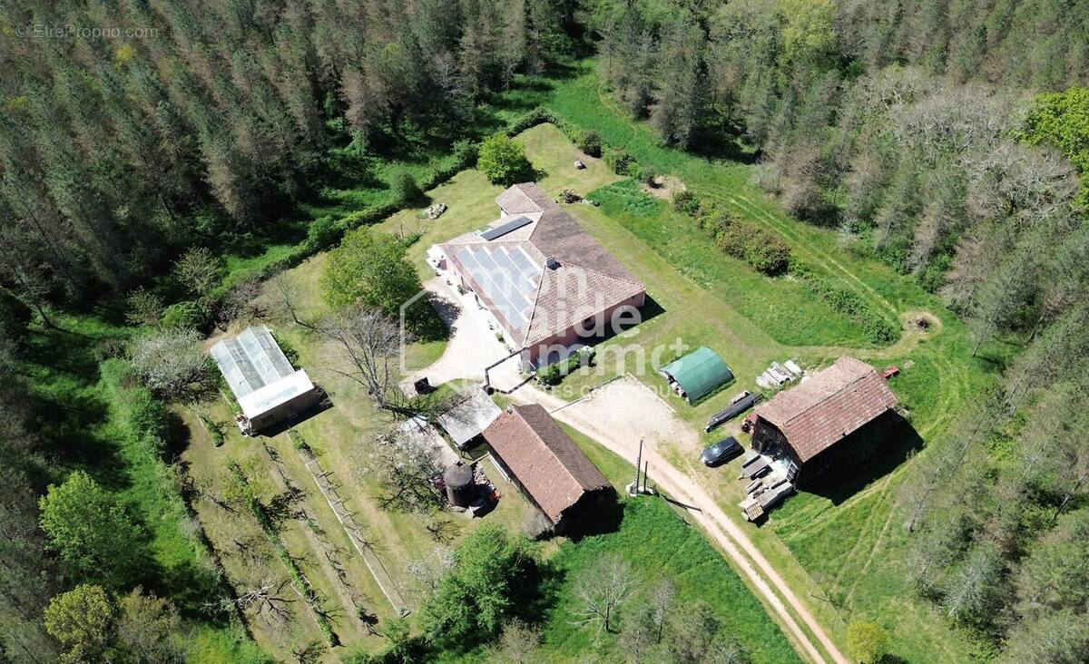 Maison à CASTELJALOUX