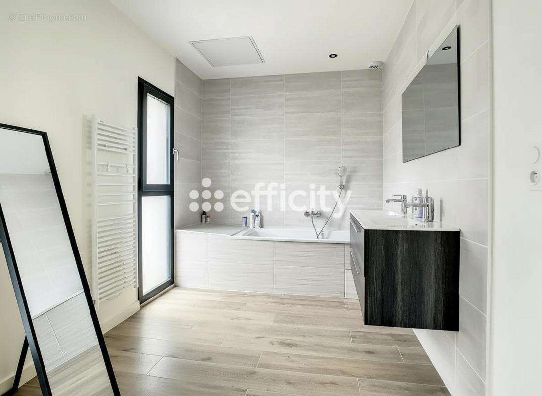 Appartement à IDRON