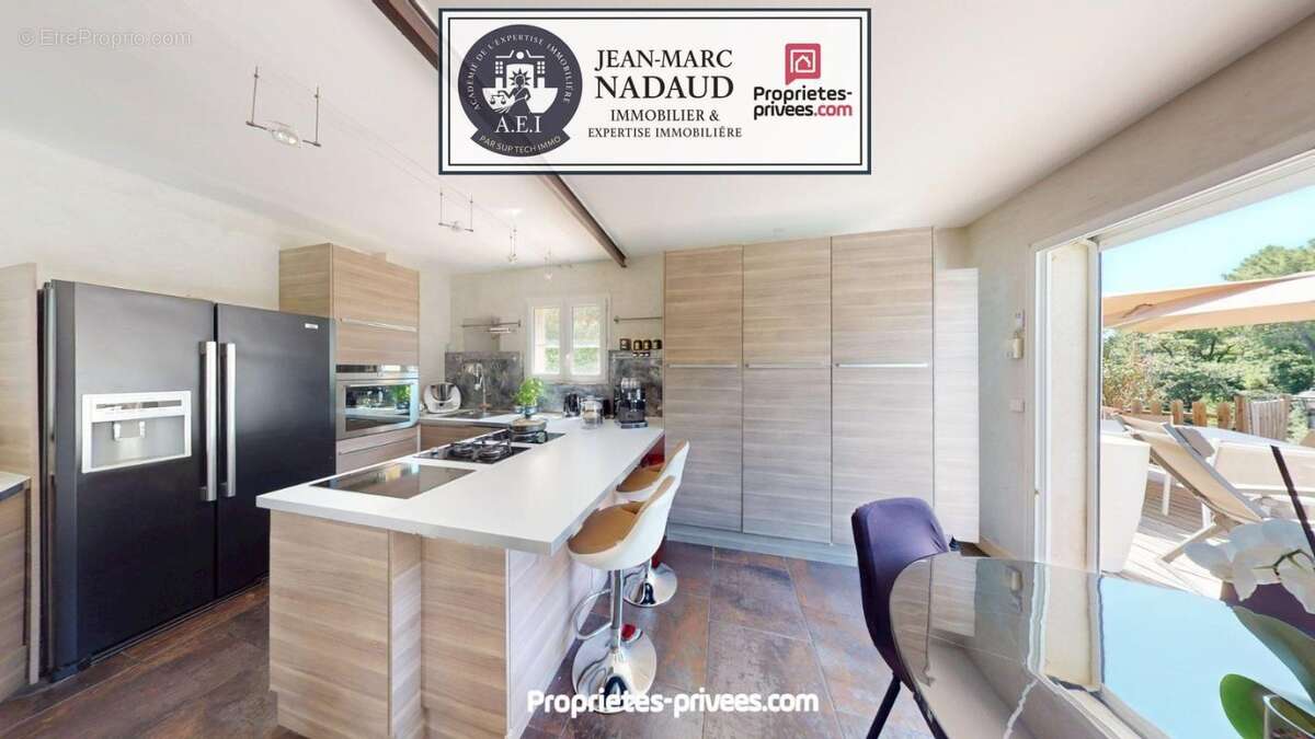 Maison à MONTAUROUX