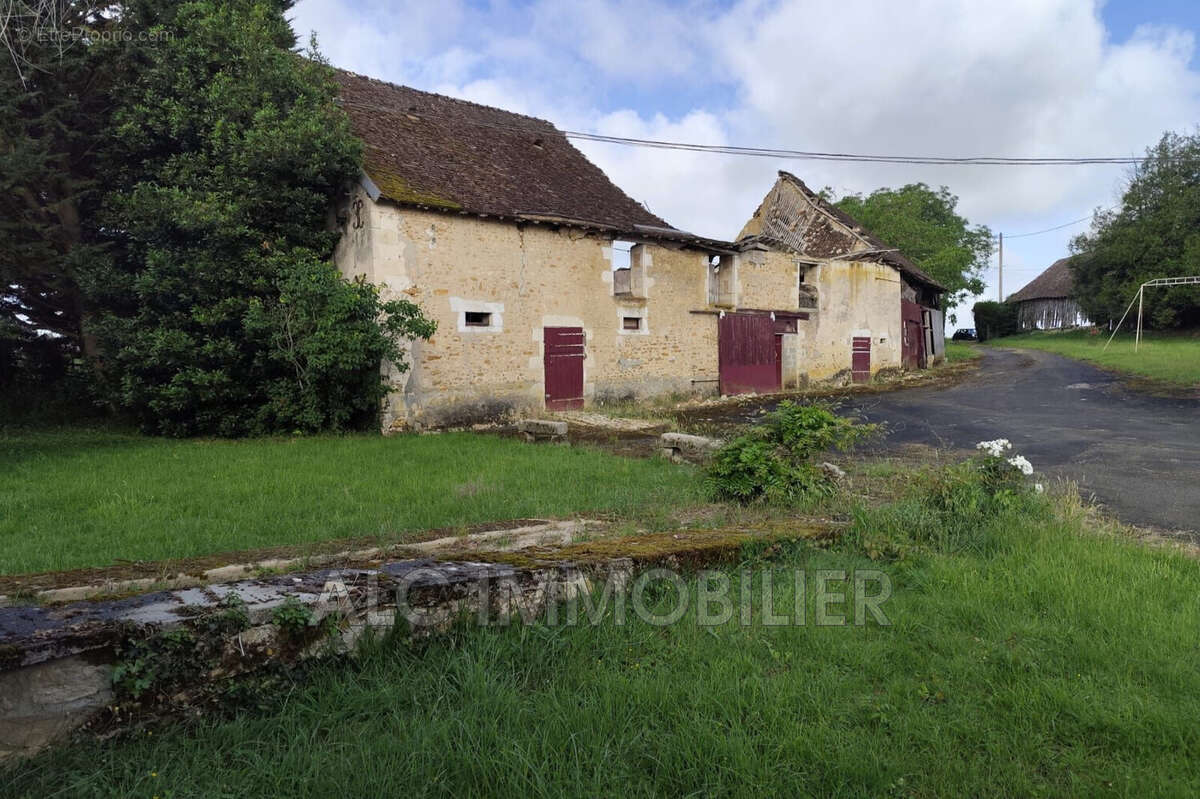 Maison 149 m² à Courgains  - photo 3