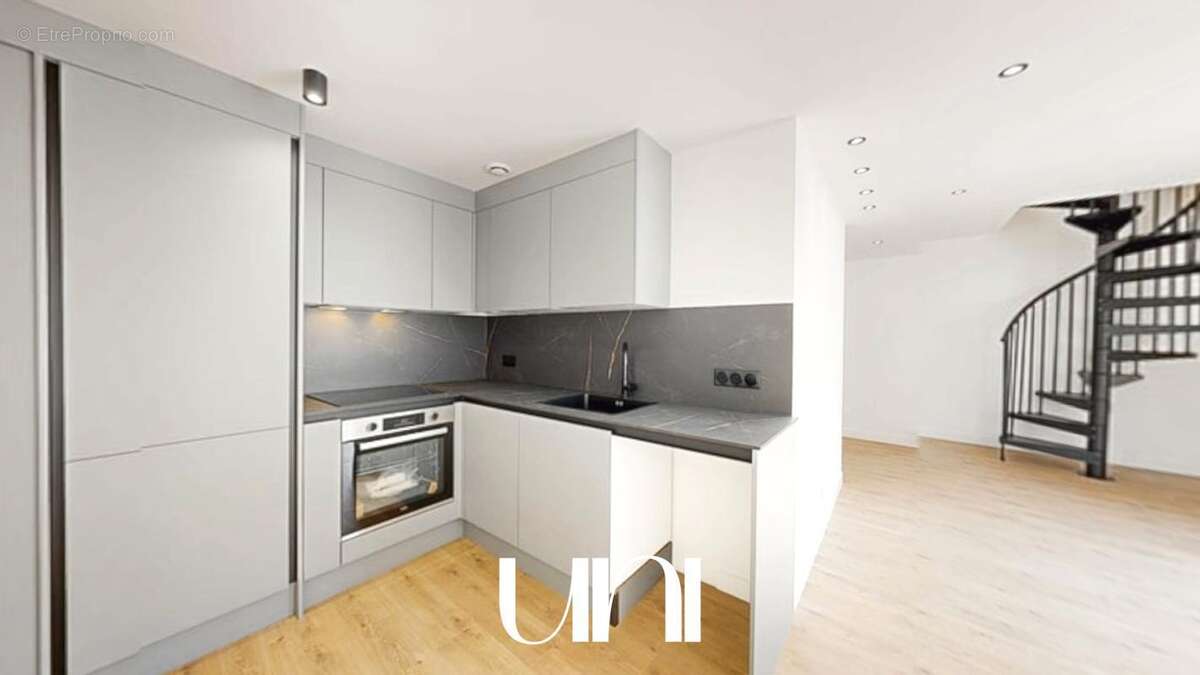 Duplex 2 pièces entièrement rénové avec place de parking - Bayeux - photo 15