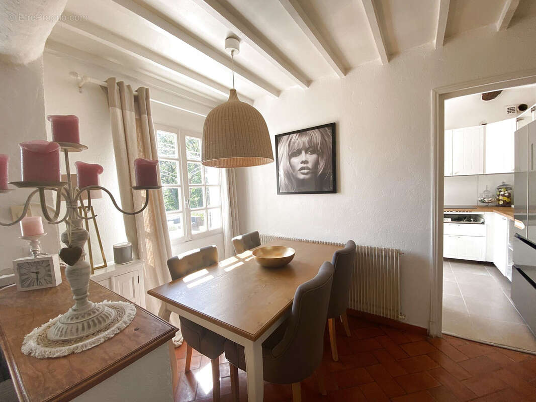 Maison à LA GARDE-FREINET