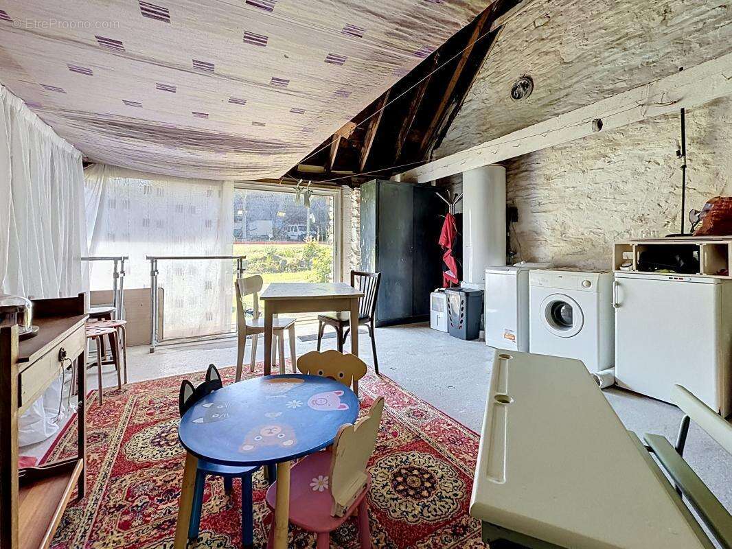 Maison 75 m² à Ploudiry  - photo 4