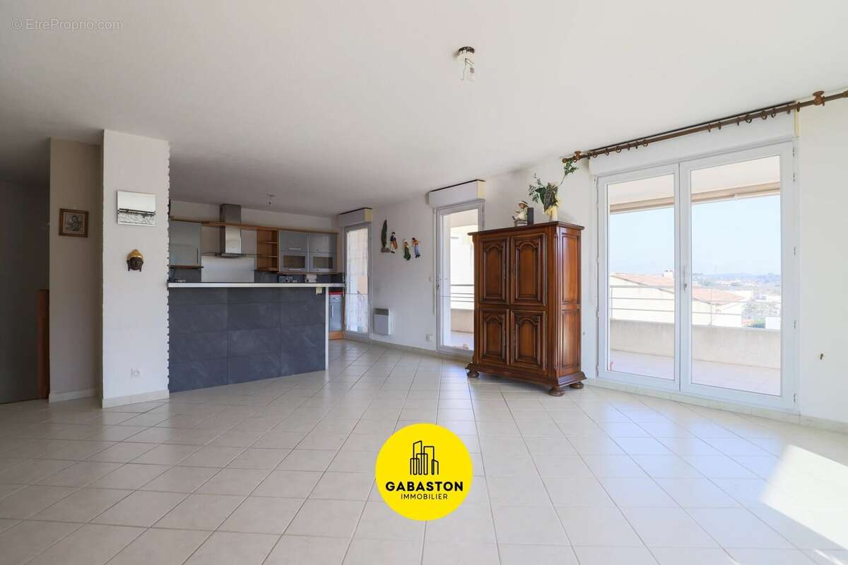 Appartement à MARSEILLE-11E