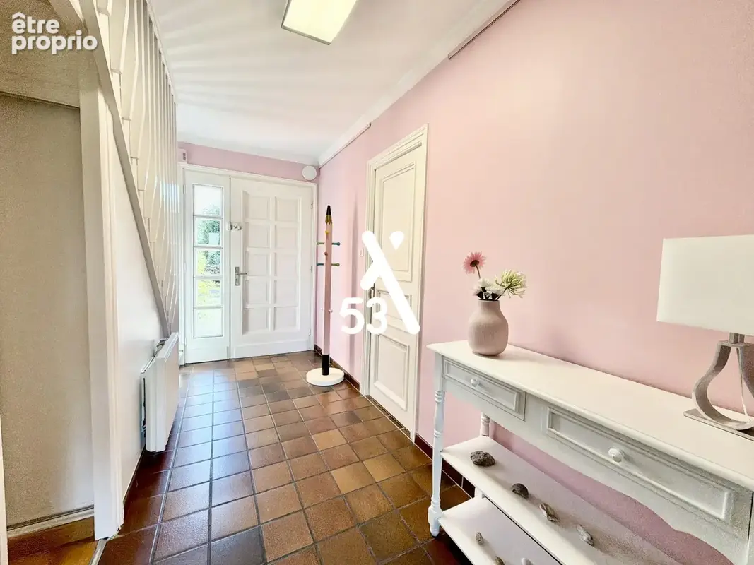 Maison 6 pièces 158 m² à vendre à Aire-Sur-La-Lys (62120) - photo 3