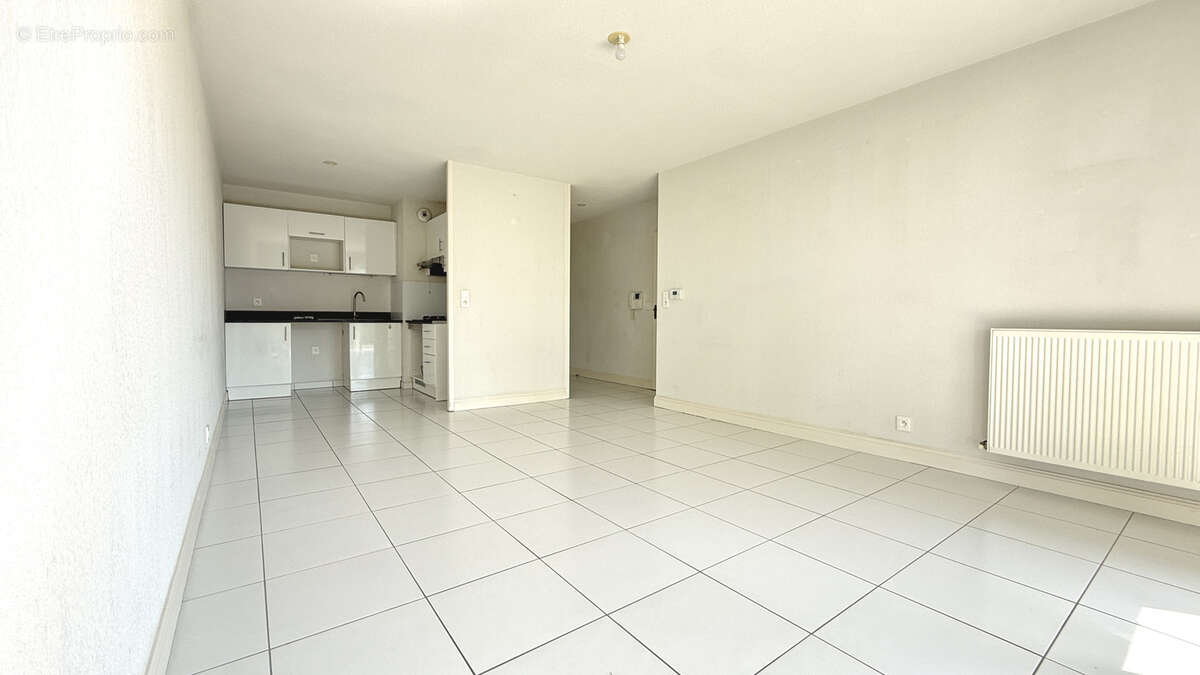 Appartement T3 de 64 m2 avec terrasse de 14,5 m2 - Gradignan Le Brandier - photo 4