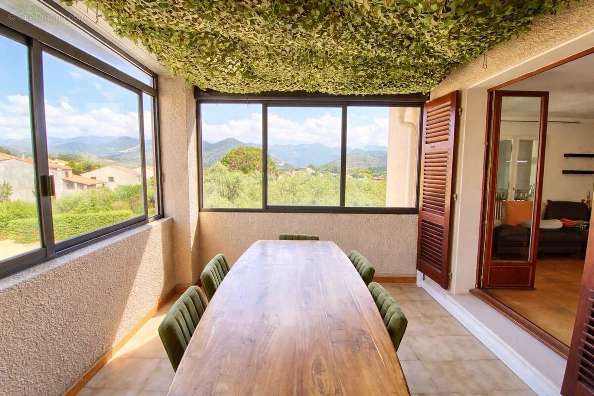 Appartement à SAINT-FLORENT