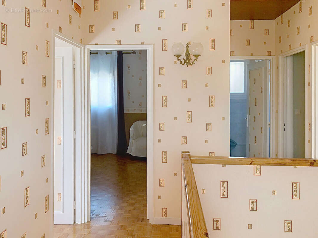 Maison à VILLENAVE-D&#039;ORNON