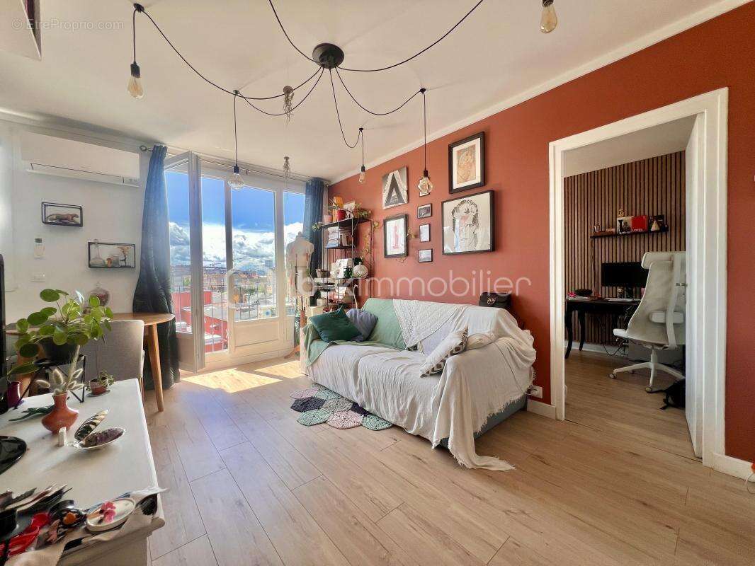 Appartement à SAINT-OUEN