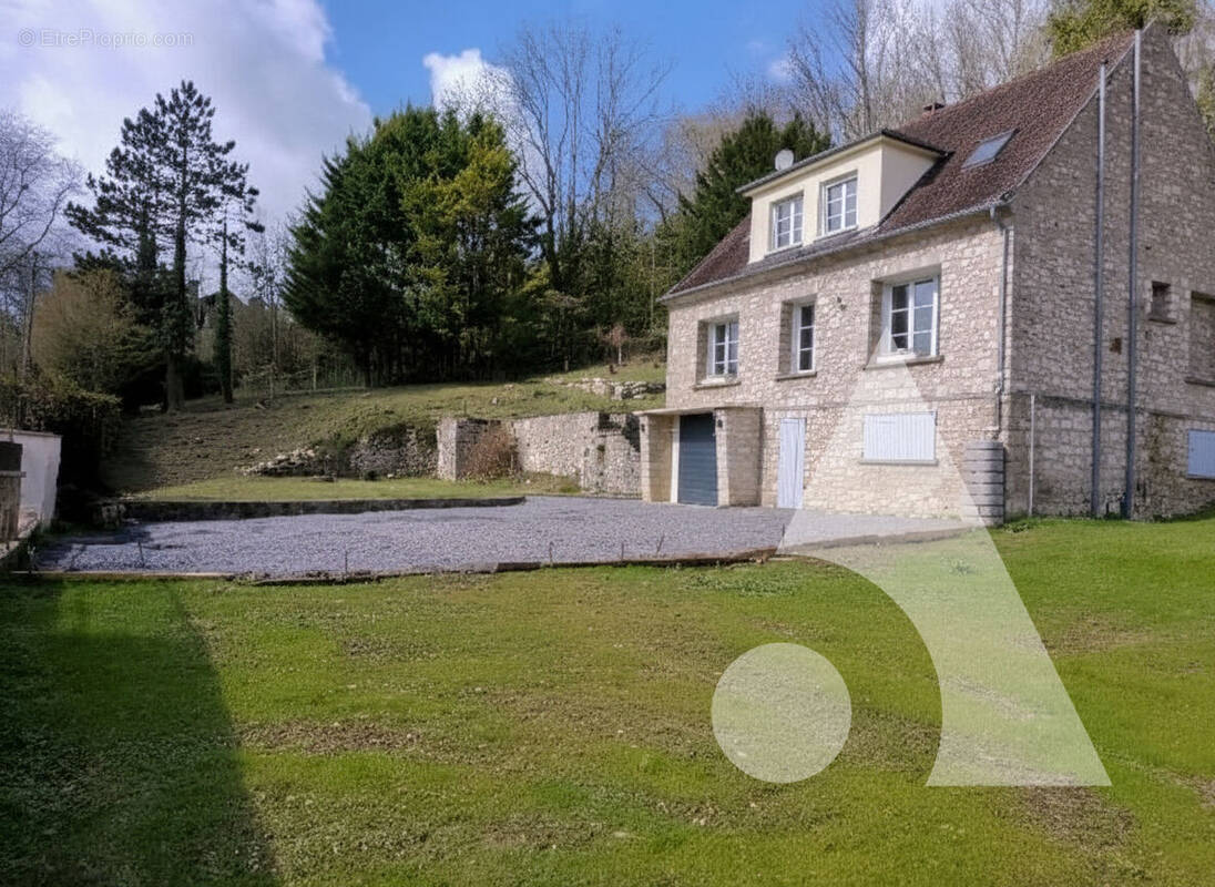 Maison à CREPY-EN-VALOIS