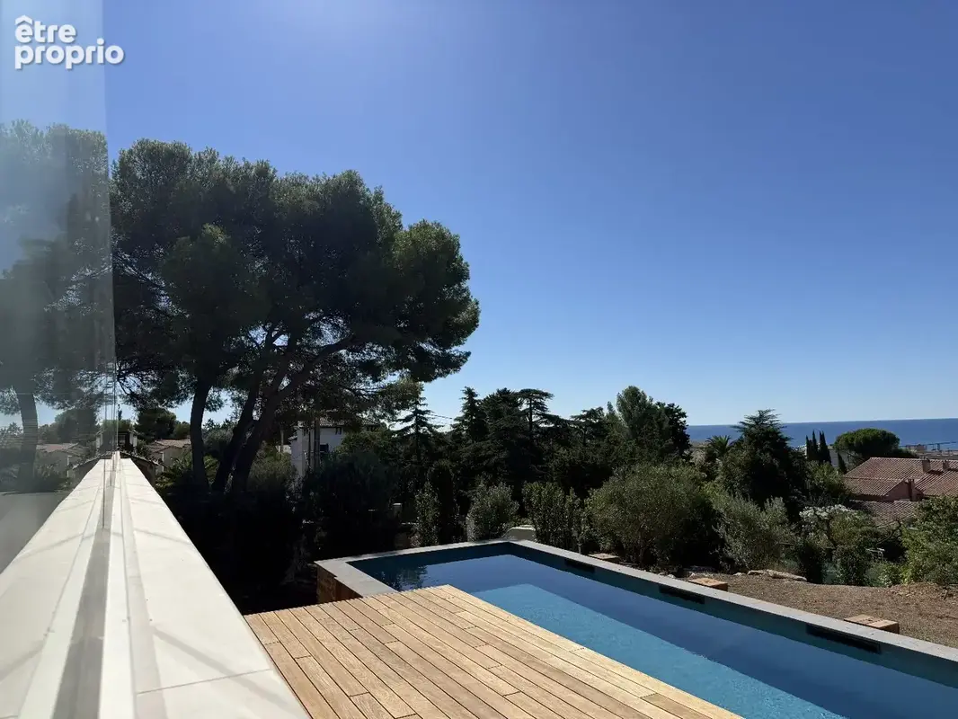 Côté bas Saint-Clair,  -maison d'architecte de plain-pied, neuve avec une vue mer - photo 2