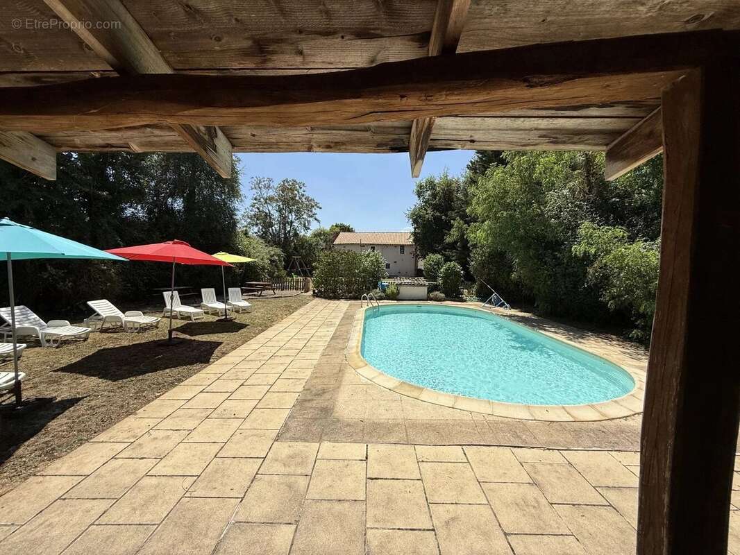 Complexe de gîtes avec une ferme de 3 chambres et 3 gîtes avec piscine chauffée - photo 20