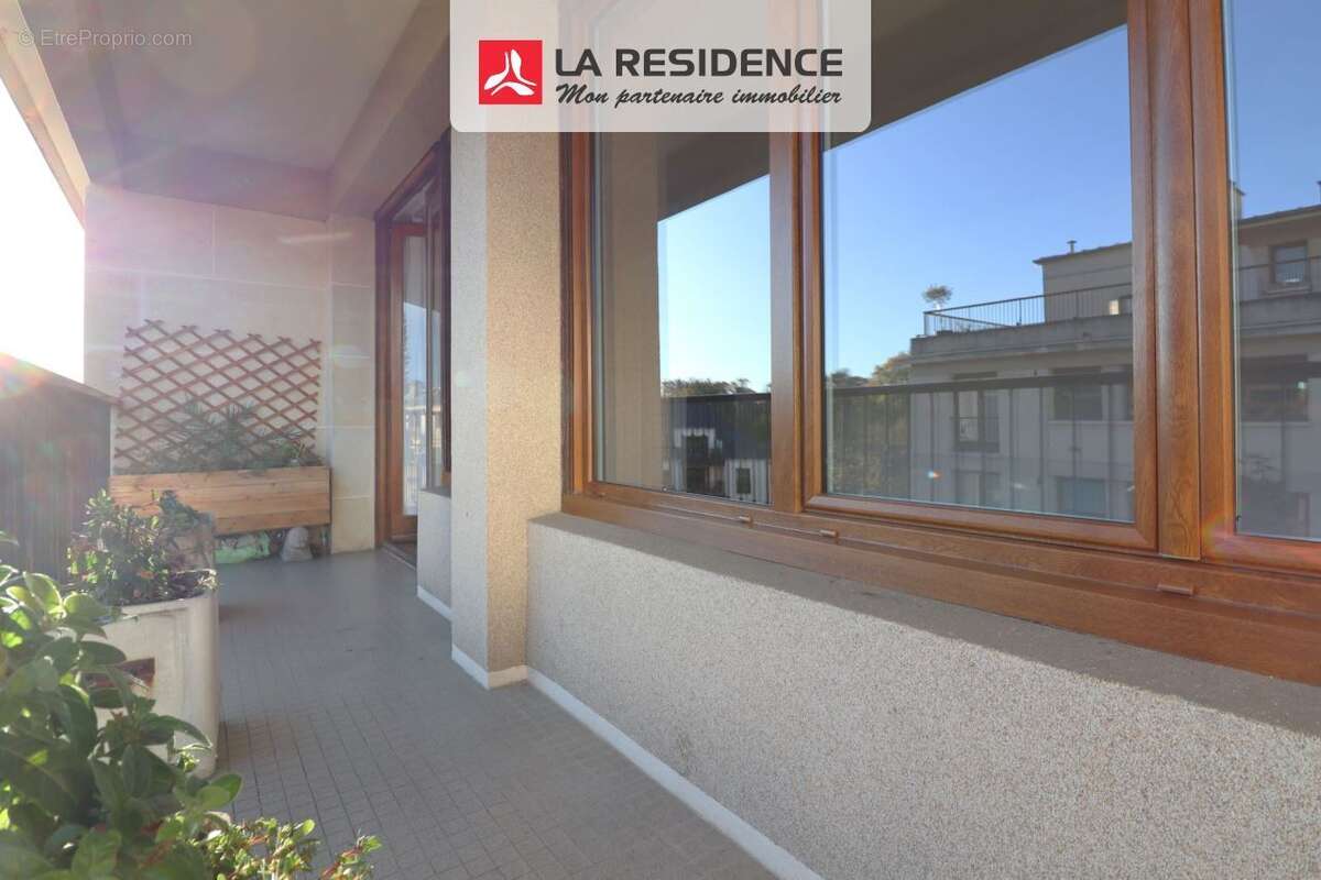 Appartement à VERSAILLES