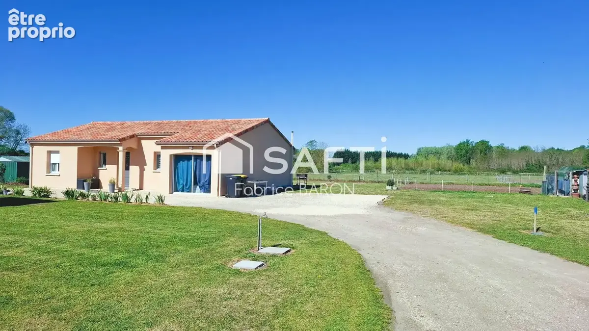 Photo 1 - Maison à OUZILLY