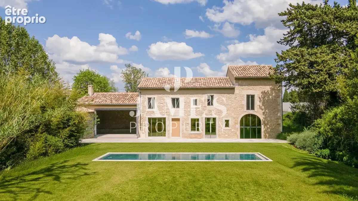 Maison 8 pièces 212 m² à vendre à Saint-Remy-De-Provence (13210) - photo 2