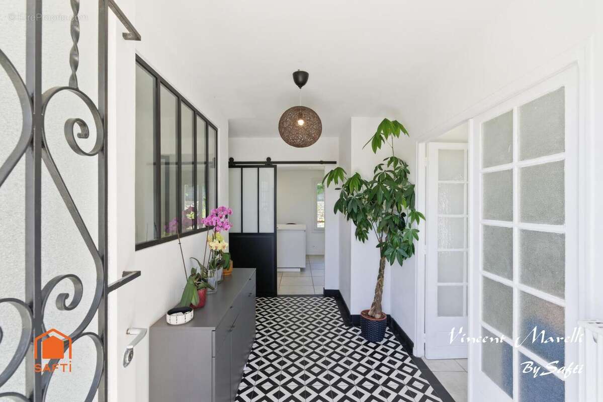 Photo 4 - Maison à LA VALETTE-DU-VAR