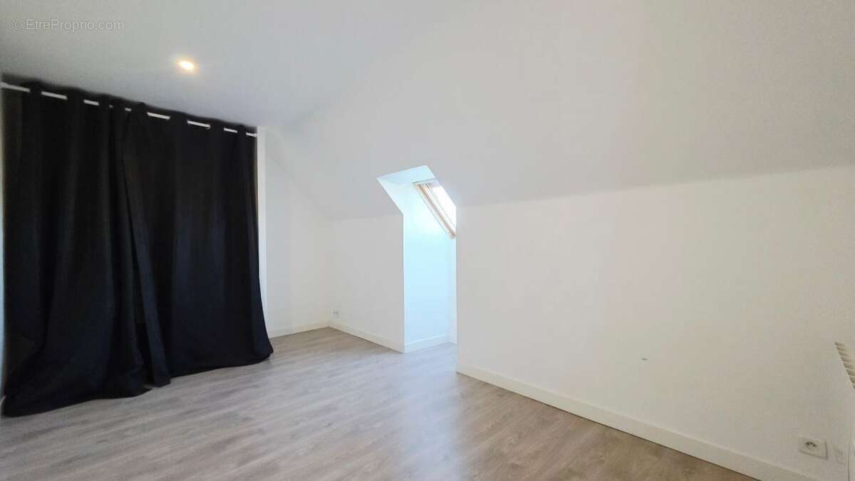 Maison à MEHUN-SUR-YEVRE