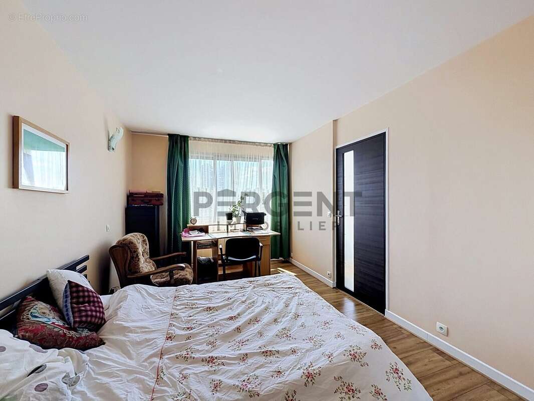Appartement 44 m² à Reims  - photo 8