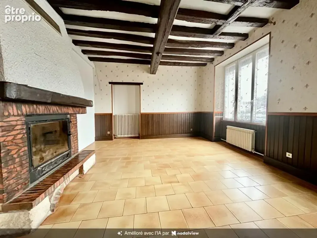 Maison en pierre et dependances + cour - photo 5