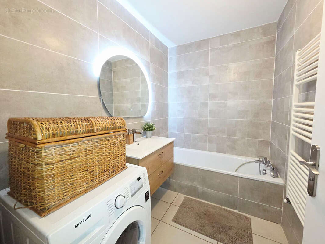 Maison à RILLIEUX-LA-PAPE