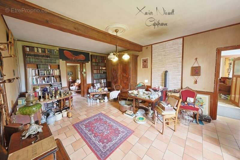 Maison à SAINT-MARTIN-BELLE-ROCHE