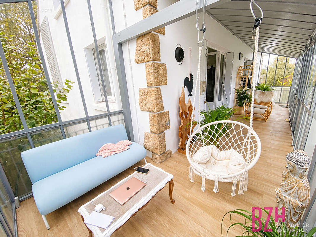 Maison à LOCQUELTAS