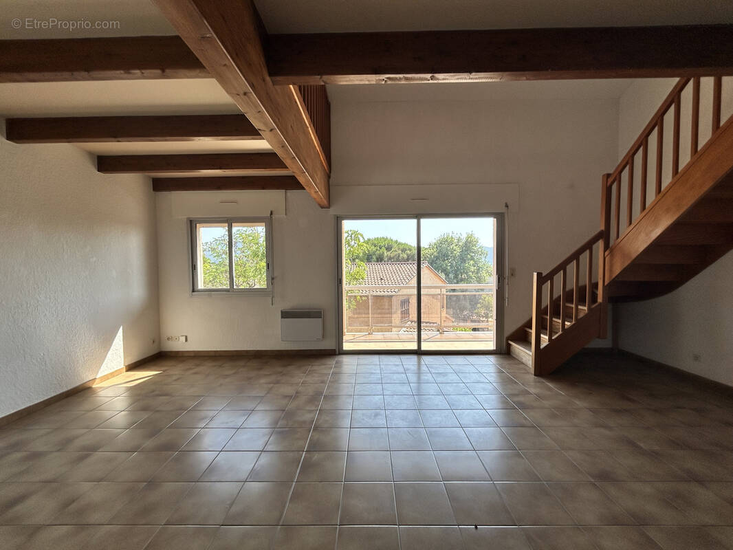 Appartement à HYERES