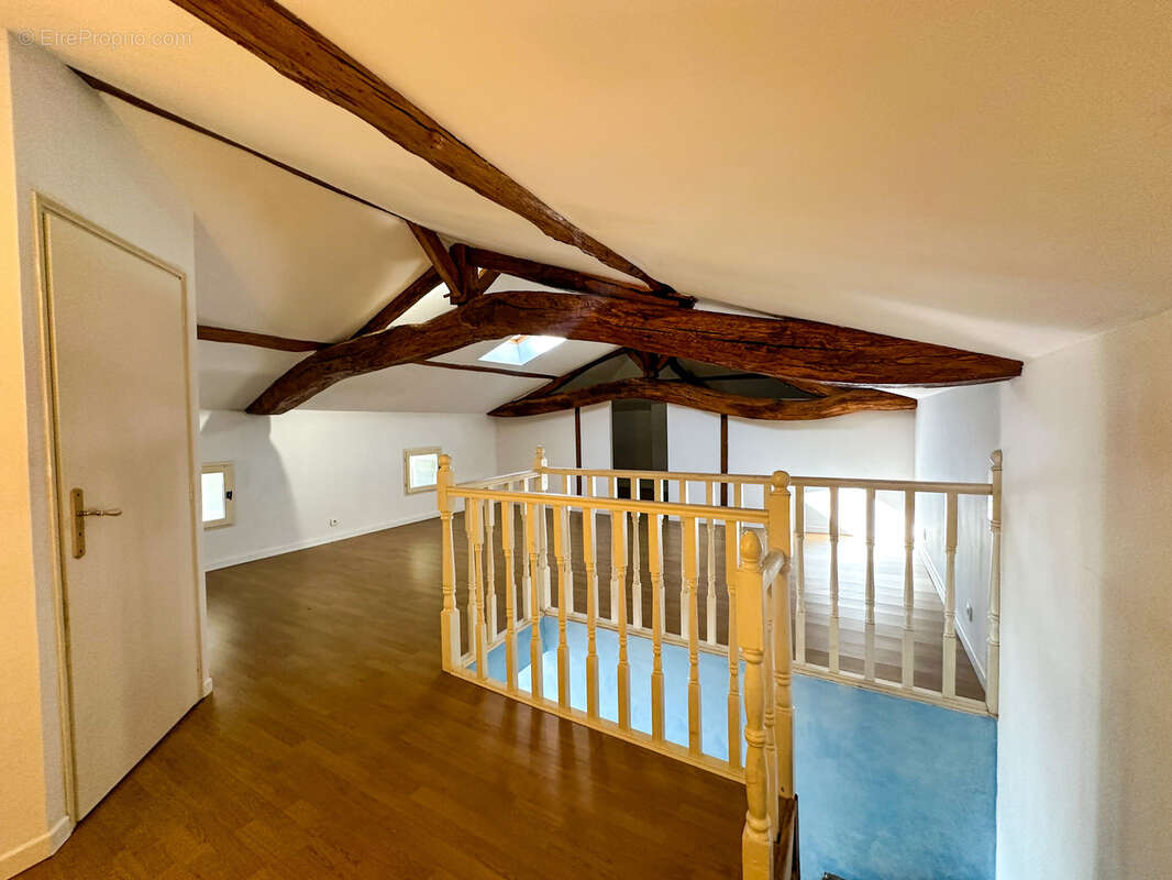 Maison à CHAMPAGNOLLES