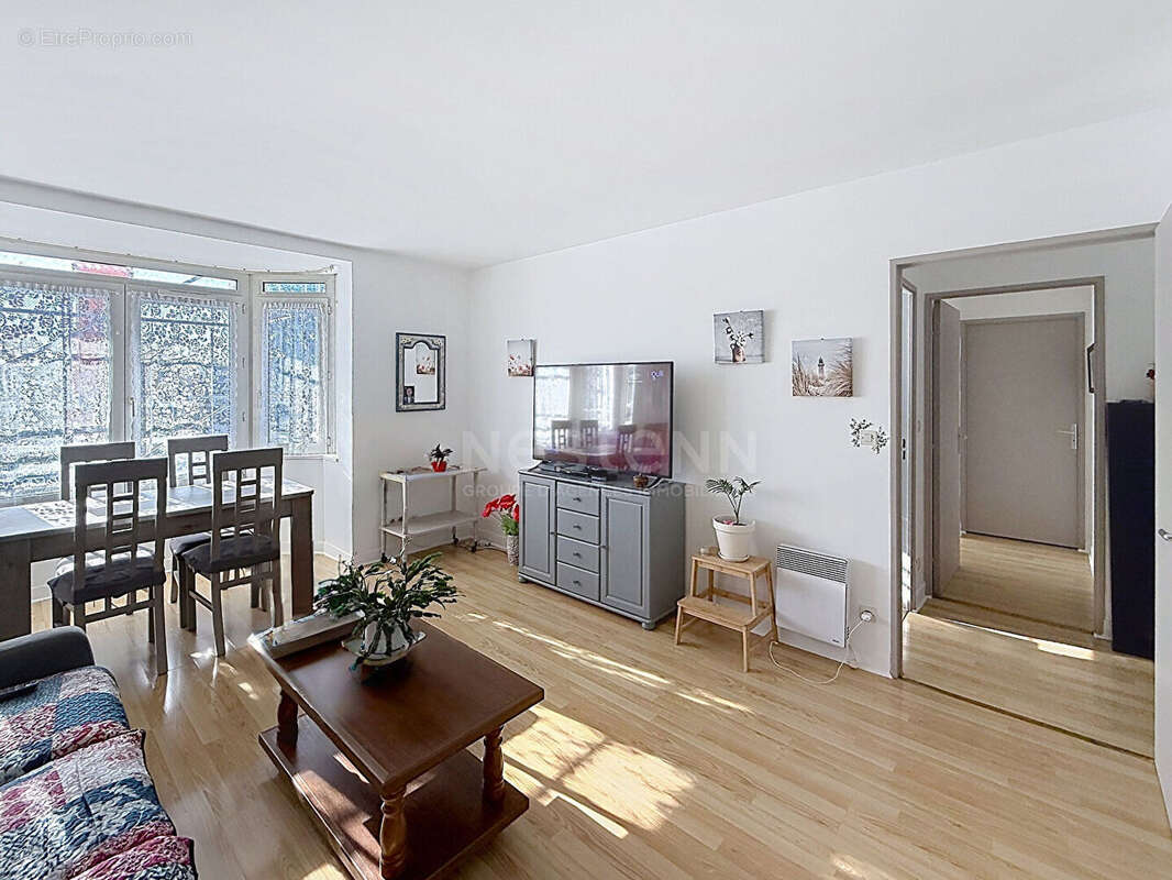 Appartement à LAMORLAYE