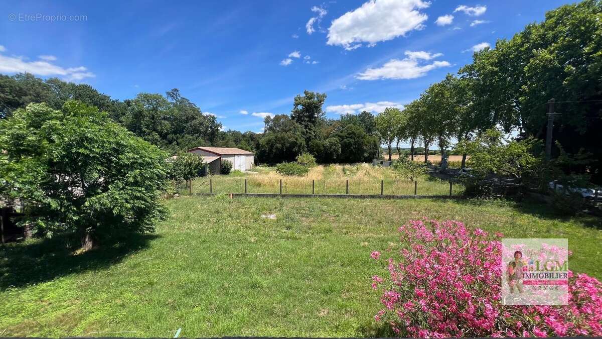 Idéal artisan, indépendant ou famille-maison avec garages et terrain à Cardet - photo 14