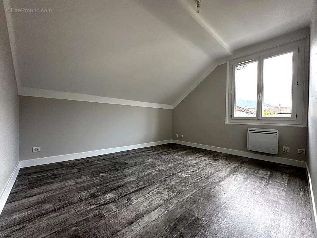 Appartement à CLUSES